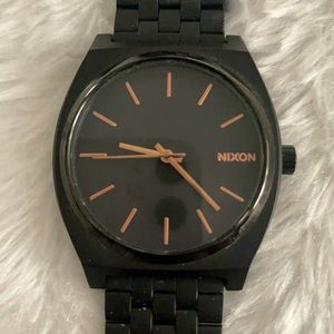 Men’s Nixon matte all black watch